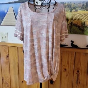 Maurices Casual Pink Camouflage Knot-Front Tee
